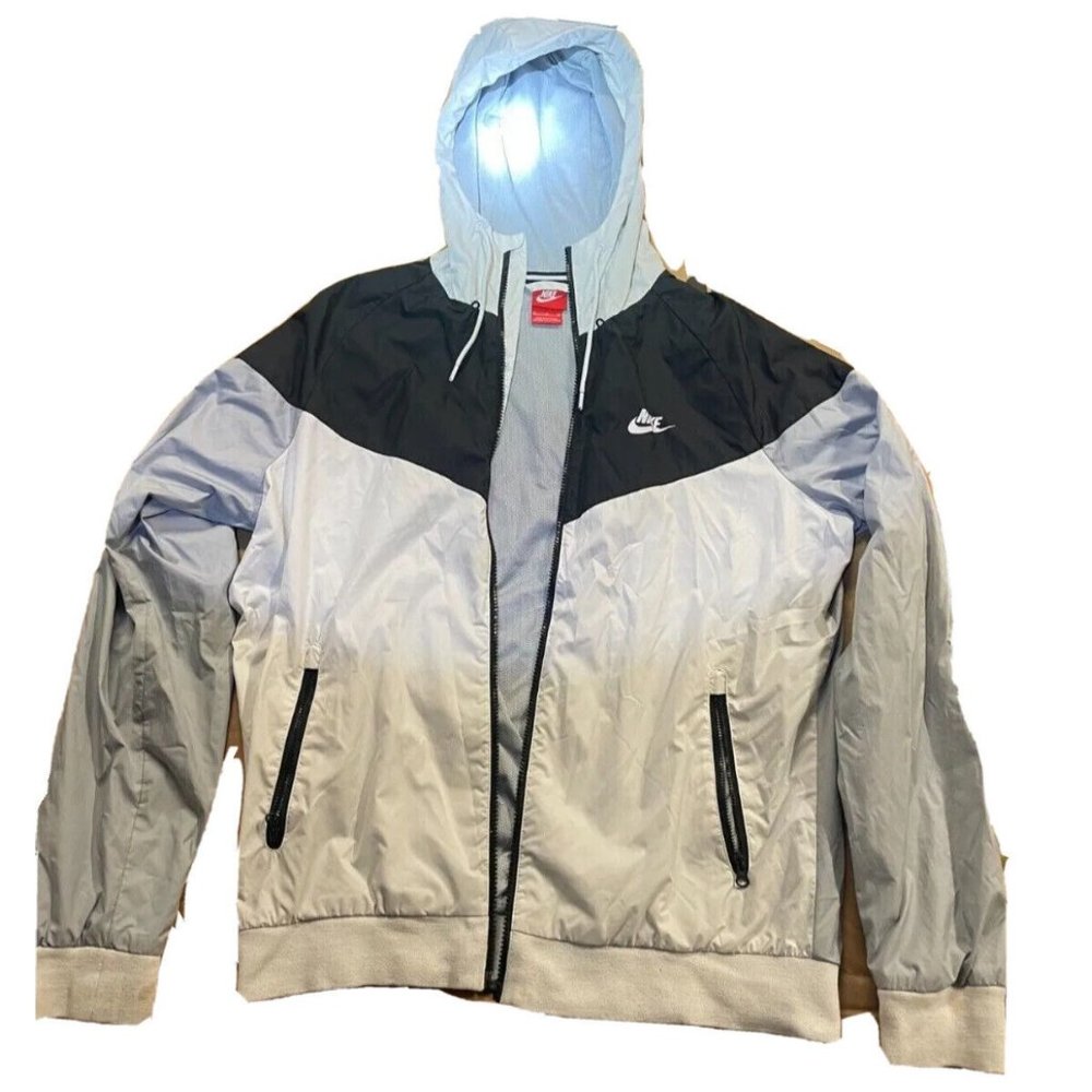 (Clothes For Cheap) Nike Signature Windbreaker Size M. Unisex ( New )